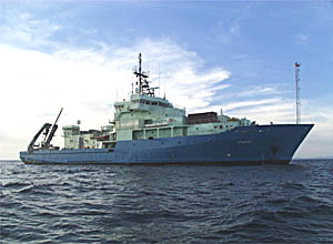  George Luther prepares chemical sensors for the next day&rsquo;s dive.  