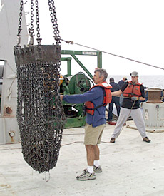 Dan Fornari and Rob Otto bring in dredge 64.  