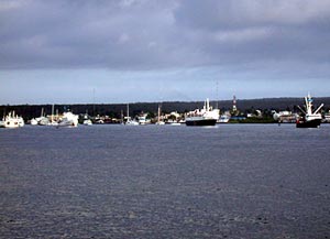  Early this morning, Atlantis pulled into the small town of Puerto Ayora on Santa Cruz Island, Gal&aacute;pagos.