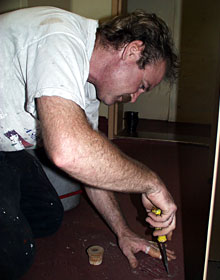 When a drain clogged in one of the ship’s upper labs, Oiler Allen Farrington resolved the problem quickly. 