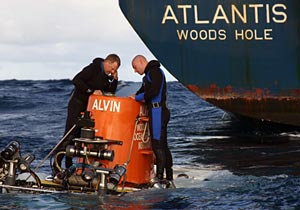 All researchers planning to dive in the submersible Alvin, including Mike Tryon, a post doctoral scholar in geology at the Scripps Institute, were required to try on the sub’s emergency oxygen masks during a safety meeting Sunday evening. “They look really corny, but they could potentially save your life,” said Bruce Strickrott, a pilot of the submersible.